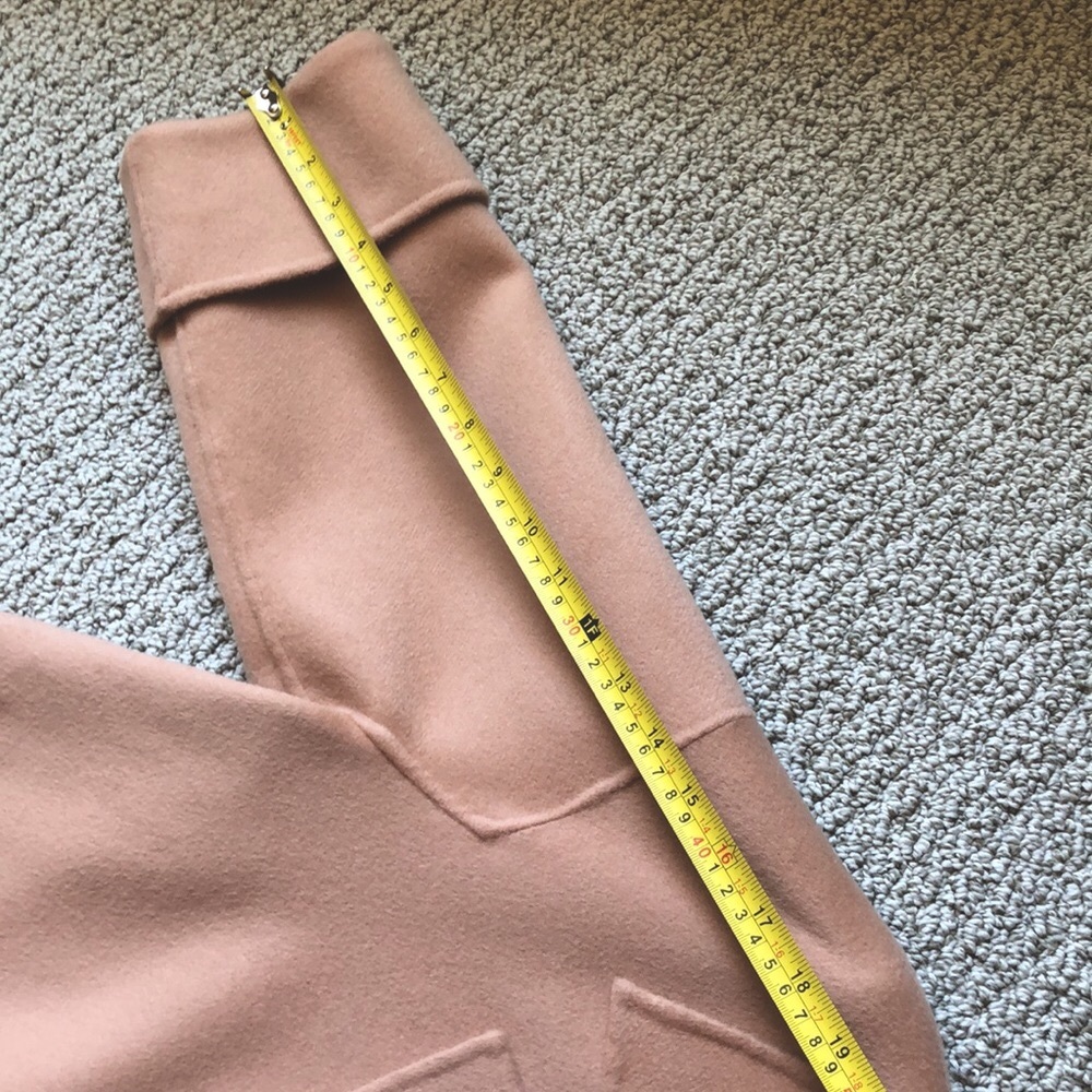 Wool coat - Picture 9 of 9
